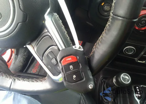 2022 Jeep Wrangler 4Xe Unlimited Sahara 4X4 z USA, uszkodzony, nr VIN 1C4JJXP62NW136932